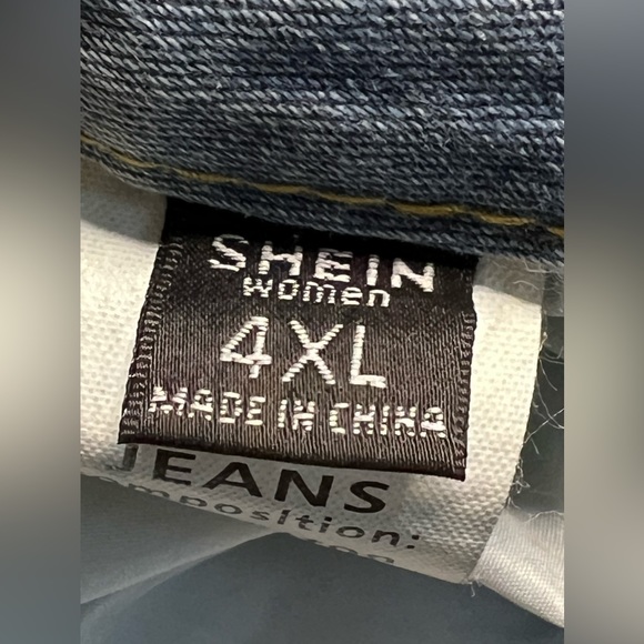 Light wash boyfriend jeans - Picture 4 of 4